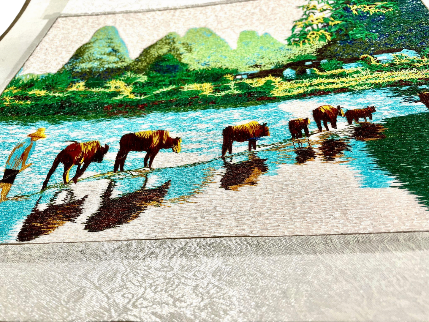 V000016 Suzhou Silk Embroidery-Cowherd Moving Herbs Shallow River