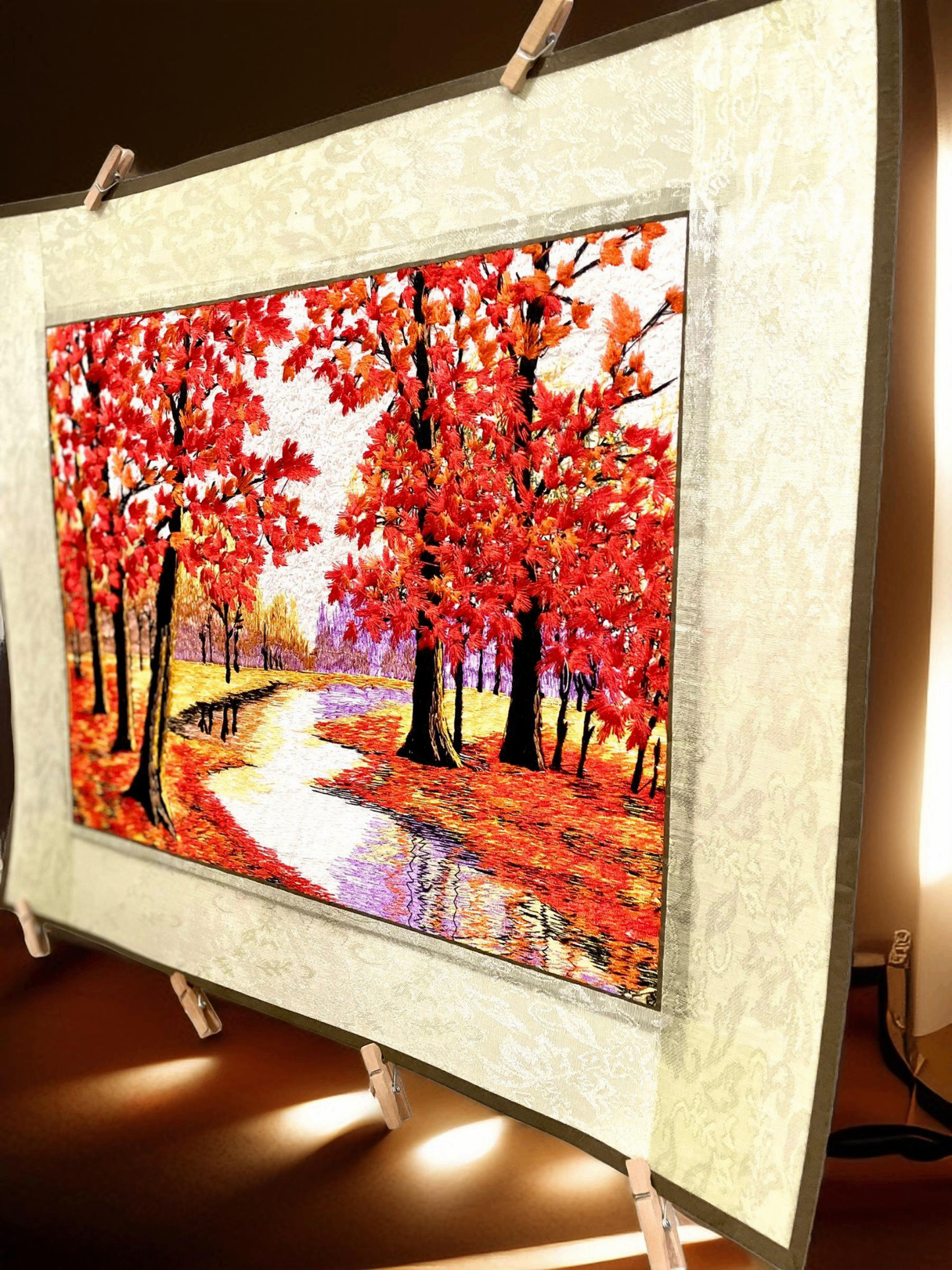 V000018 Maple Tree Suzhou China Vintage Suzhou Silk Embroidery Painting