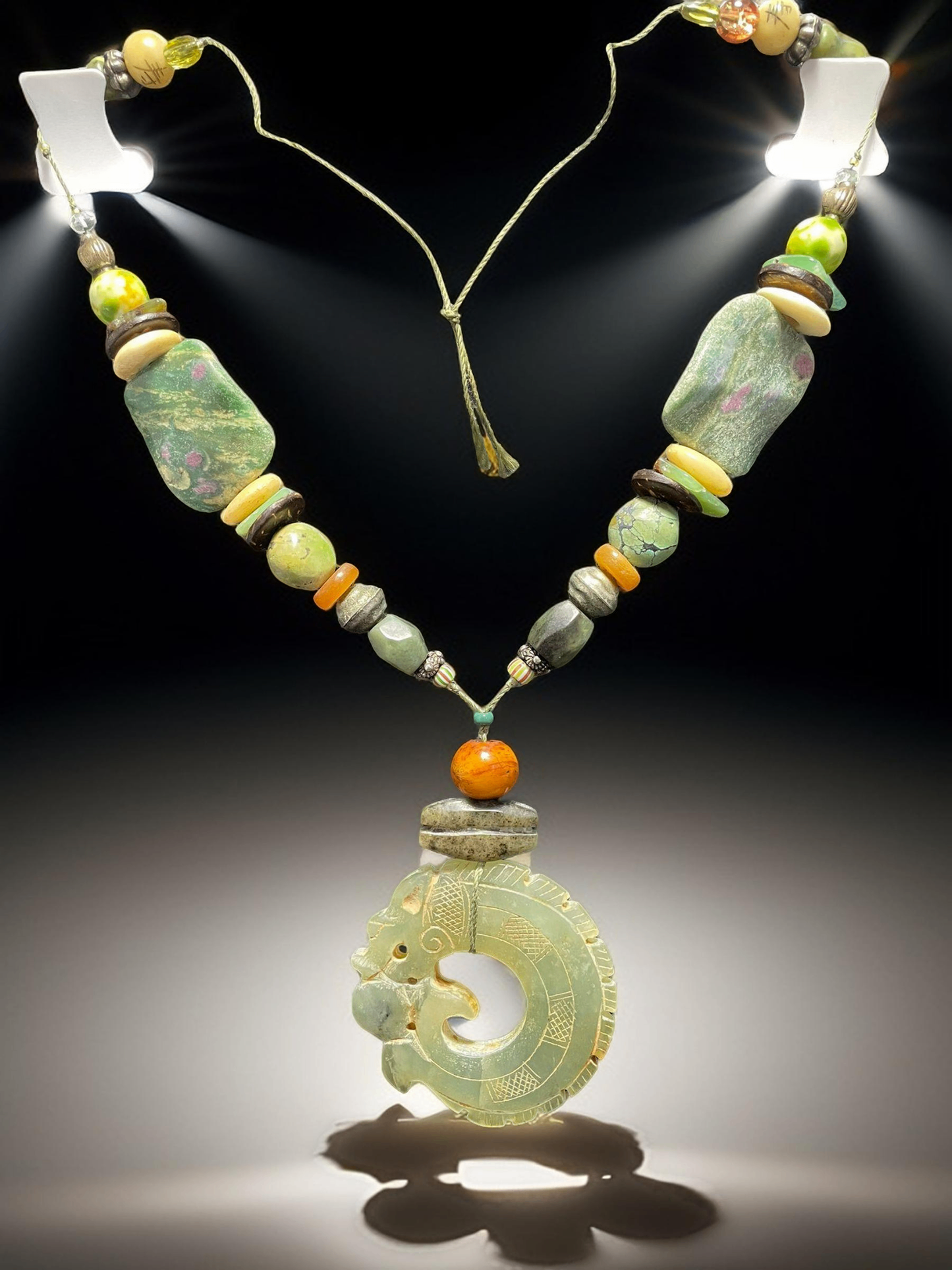 V000040 Chinese Celestial Dragon Jade Necklace- Vintage Jewelry Arts