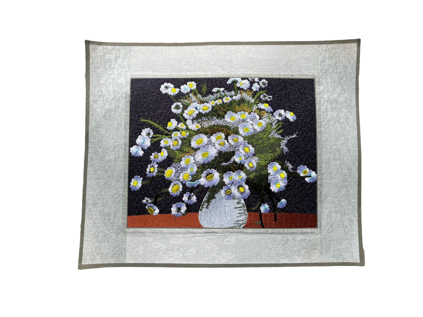 V000077 Daisy Serenade: Suzhou Embroidery Still Life