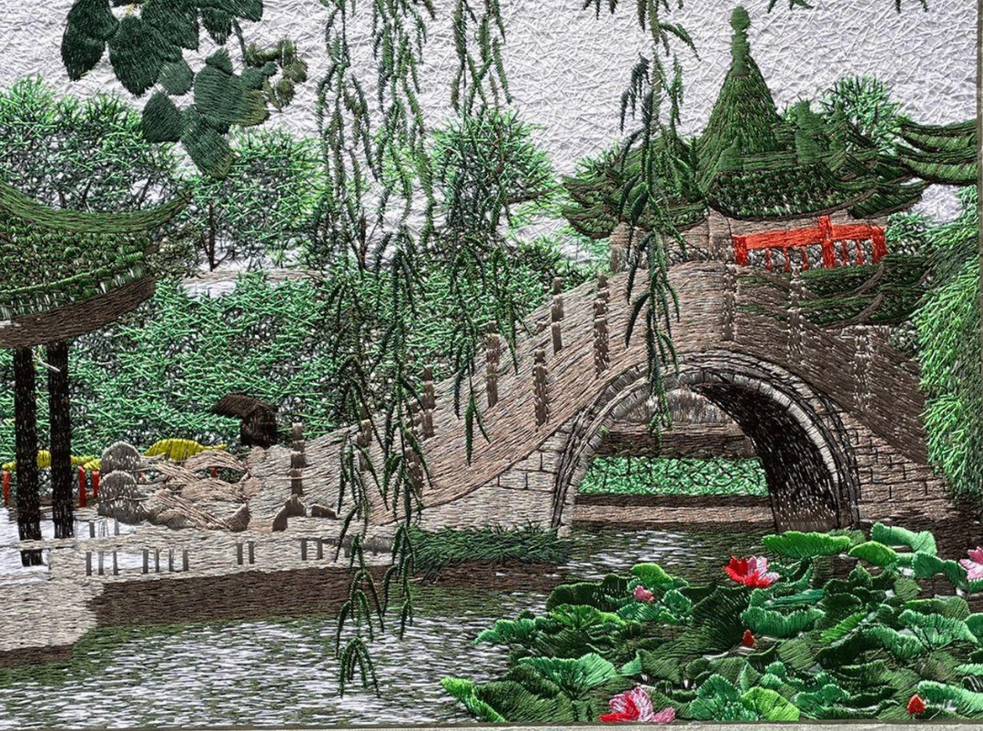 V000078 Lotus Pond Reflections: Suzhou Embroidery Art